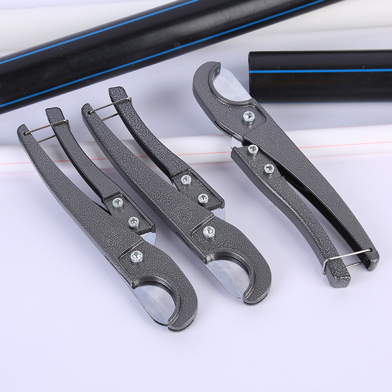 PVCパイプカッター 1-1/4インチ 32mm ラチェット - Pipe Cutter Ratchet のレビューと価格
